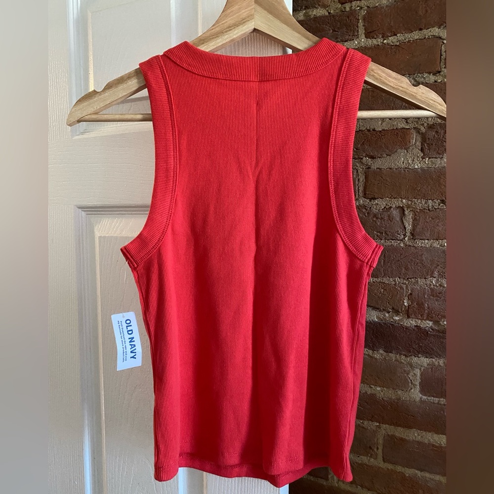 Old Navy Snug Ribbed Crop Tank Top - New With Tags - Picture 4 of 10
